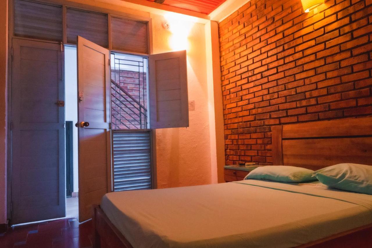Aluna Hostel B&B Santa Marta Dış mekan fotoğraf